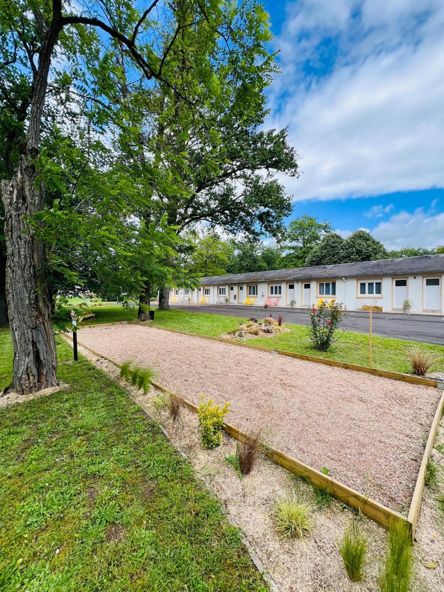 Motel Les Broussailles Mesves-sur-Loire Exterior photo