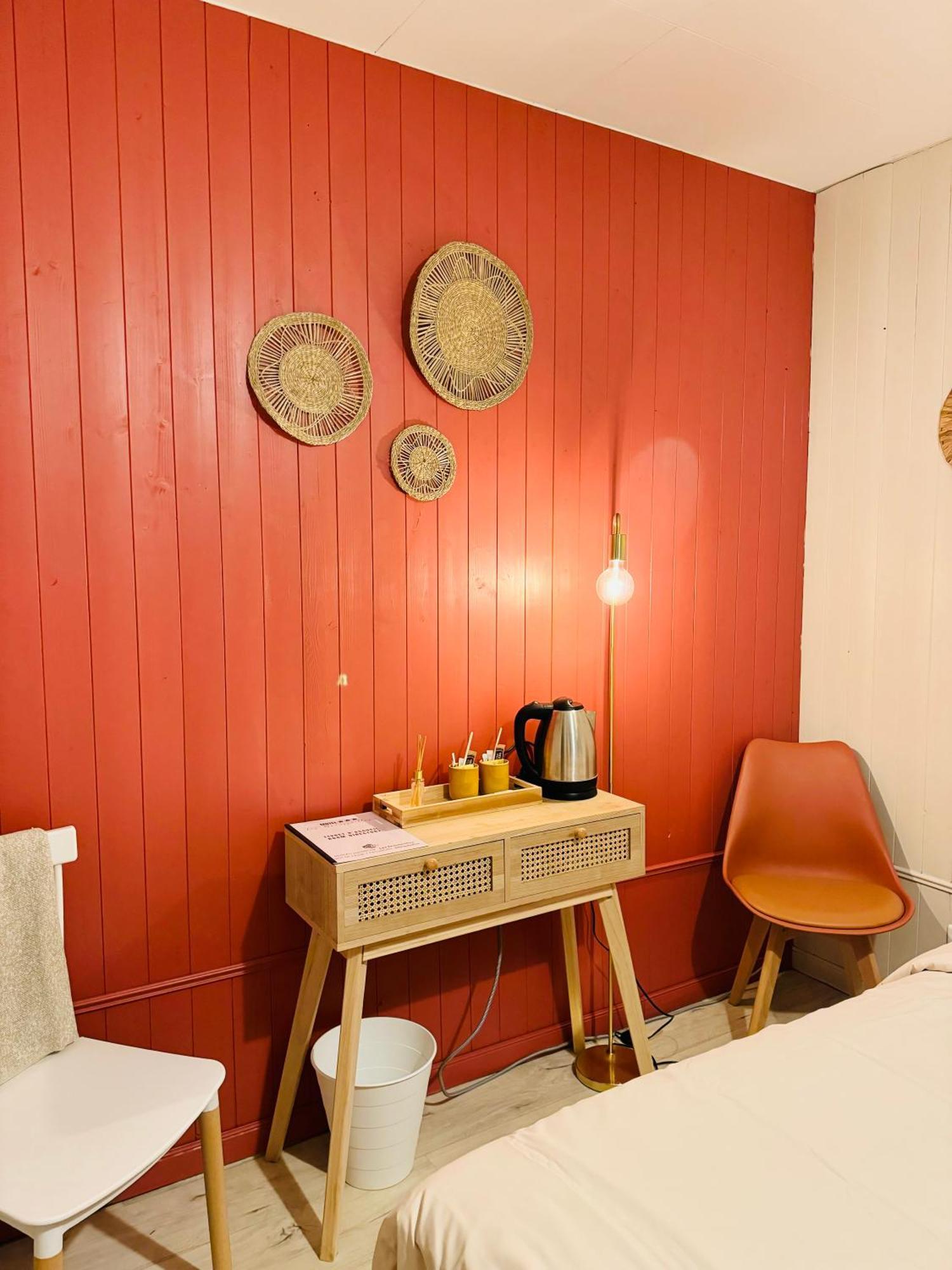 Motel Les Broussailles Mesves-sur-Loire Exterior photo